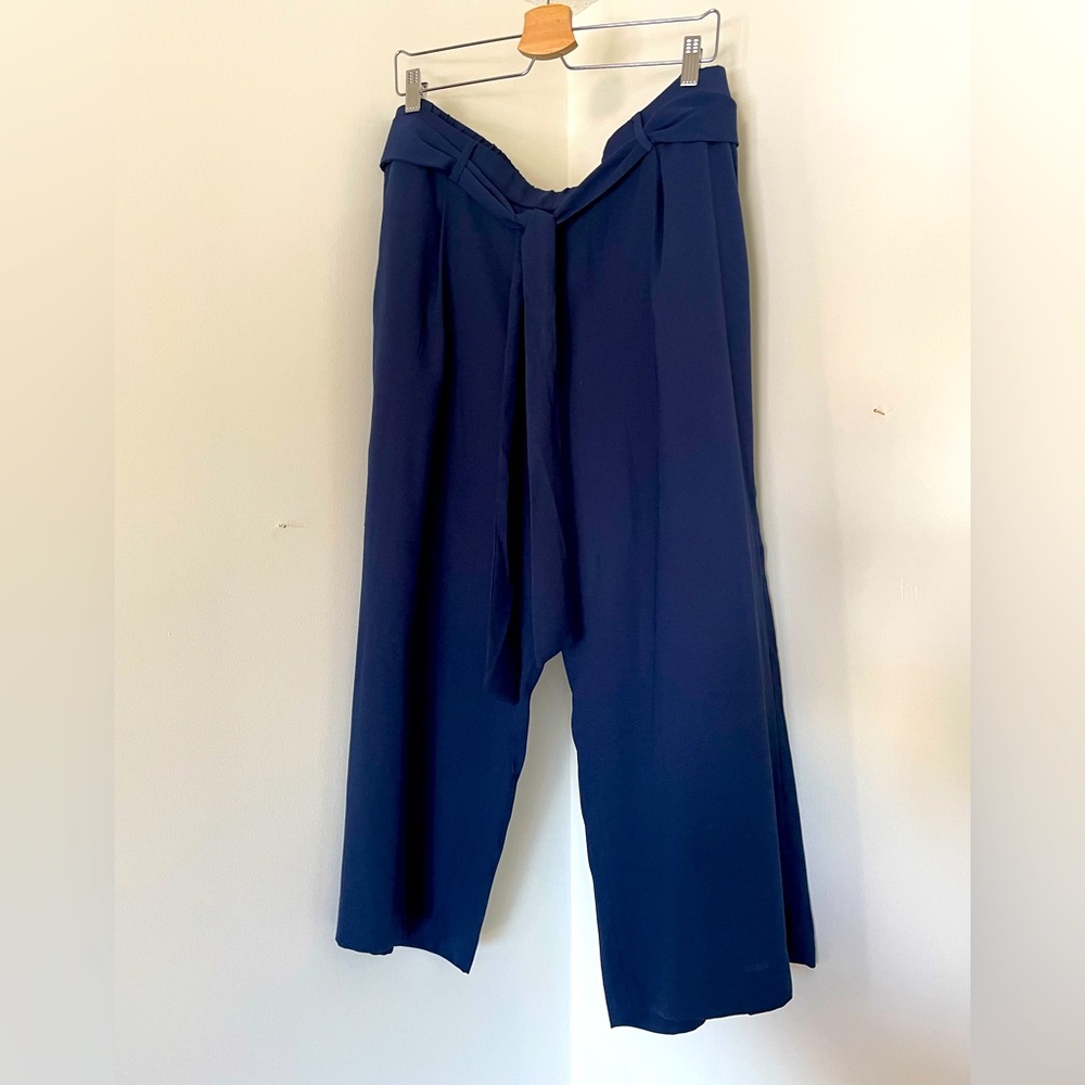 High-Waist Wide Leg Tie-Front Pants - Navy